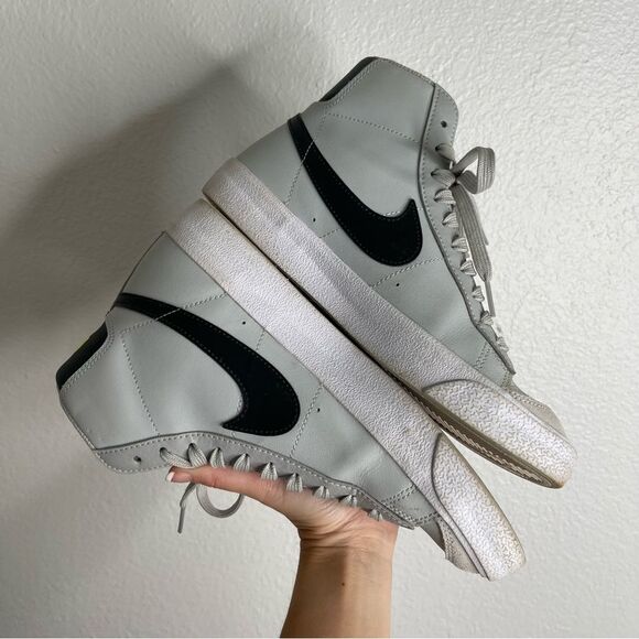 Nike Blazer High Top Sneakers Size 7 Youth or 8 Womens - Picture 6 of 6